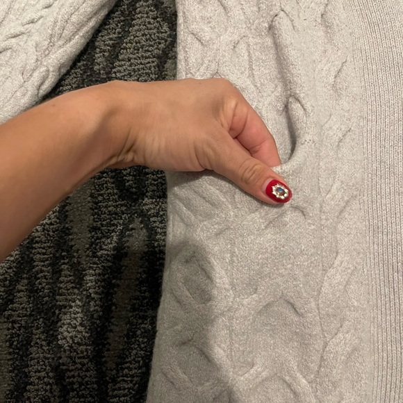 Aritzia Wilfred cardigan 100% Merino wool. - Picture 11 of 11